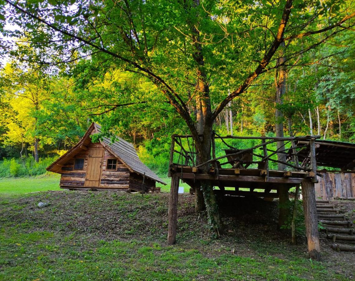 Kolibe - Robinson Camp Kupa Hotel Netretic Exterior photo